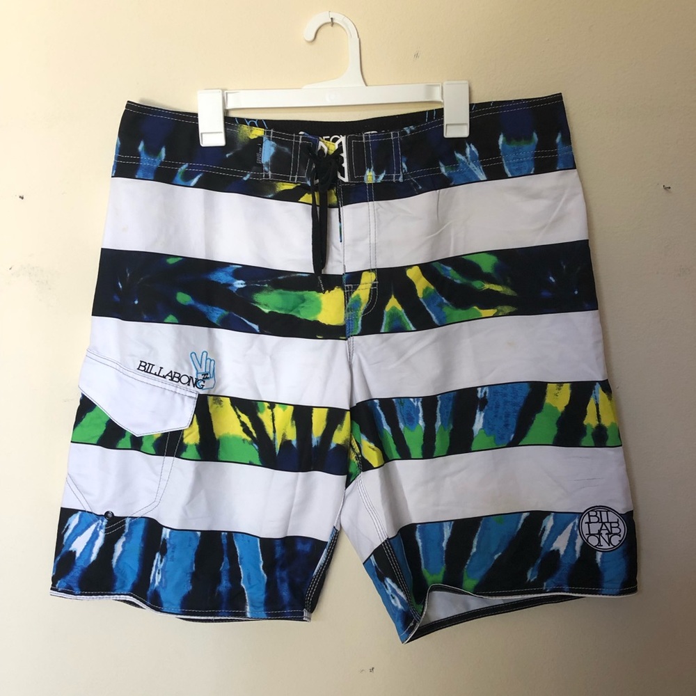 Billabong Men Size 38 Swim Trunks
